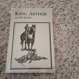 King Arthur and His Knights illustrated book